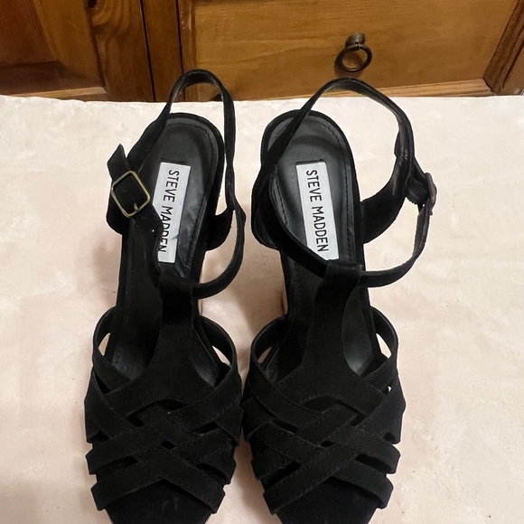 Steve Madden Heels - Picture 6 of 8